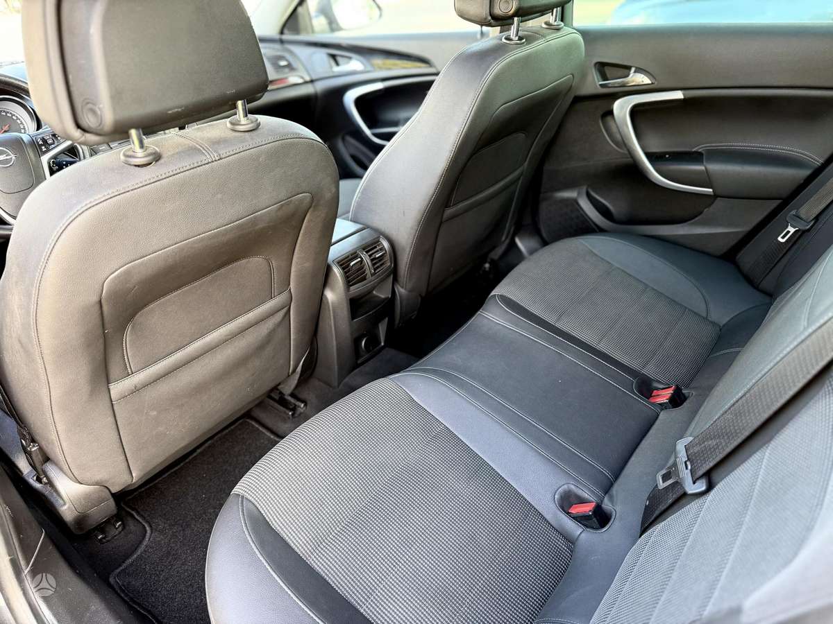 Opel Insignia, 2.0 l., Универсал