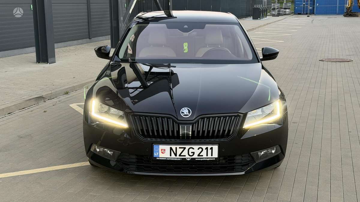 Skoda Superb, 2.0 l., hatchback
