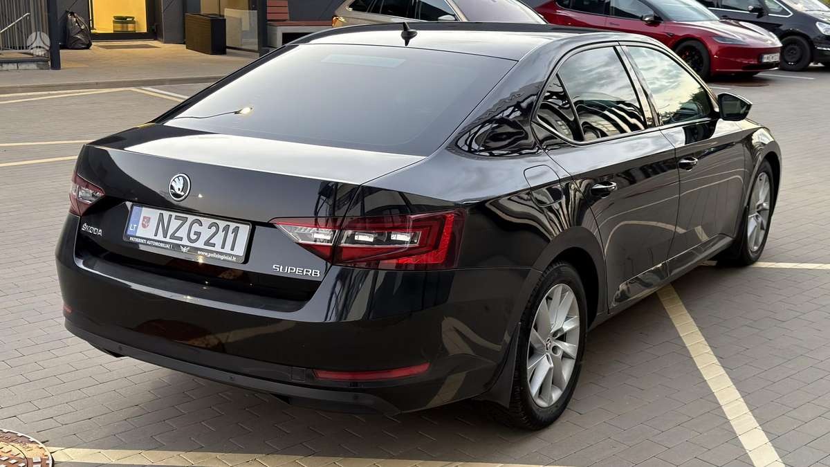 Skoda Superb, 2.0 l., Хэтчбек