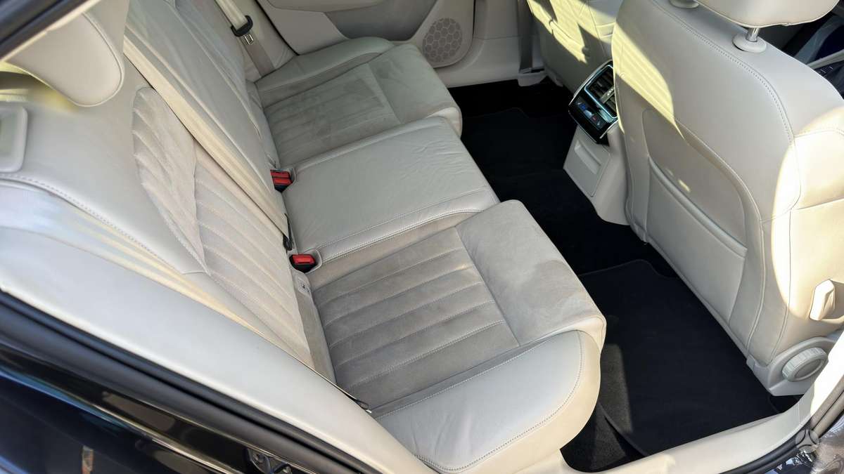 Skoda Superb, 2.0 l., hatchback