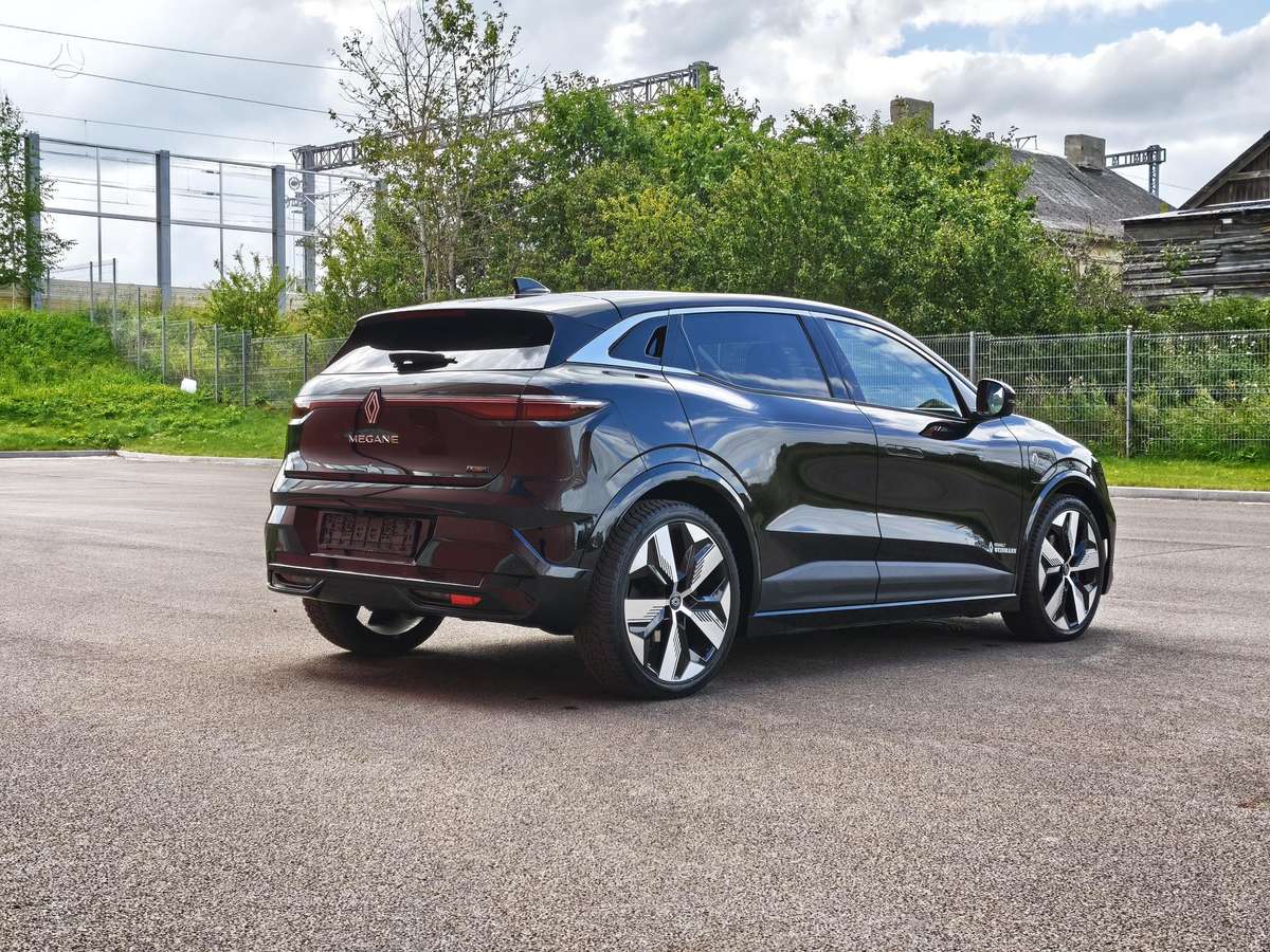 Renault Megane E-Tech, 60 kWh, hečbekas