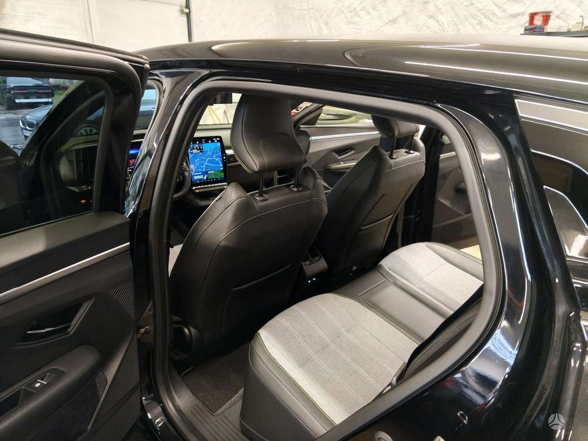 Renault Megane E-Tech, 60 kWh, hečbekas