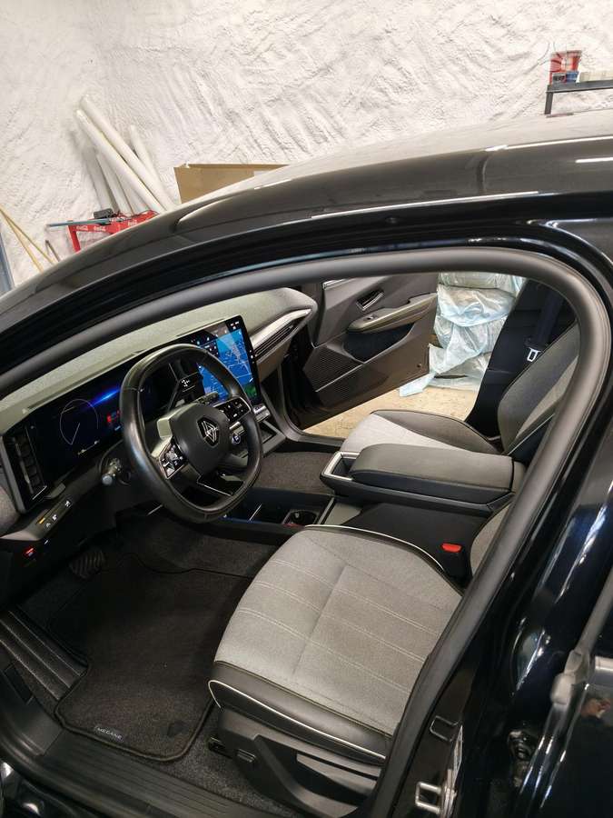 Renault Megane E-Tech, 60 kWh, hečbekas