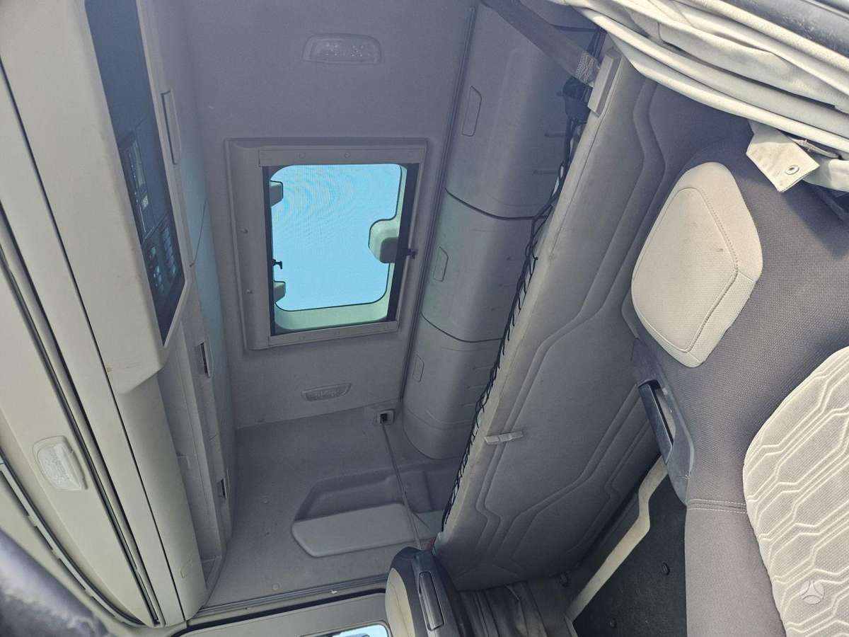 Ford F-MAX, double sleeper