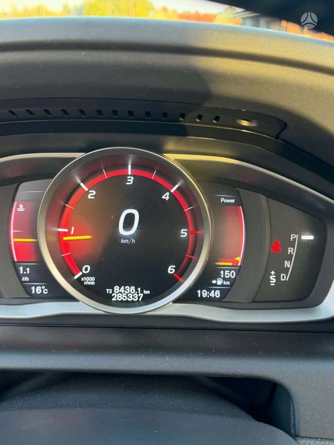 Volvo XC60 - 2