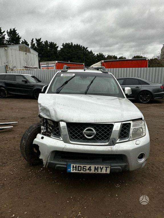 Nissan Navara