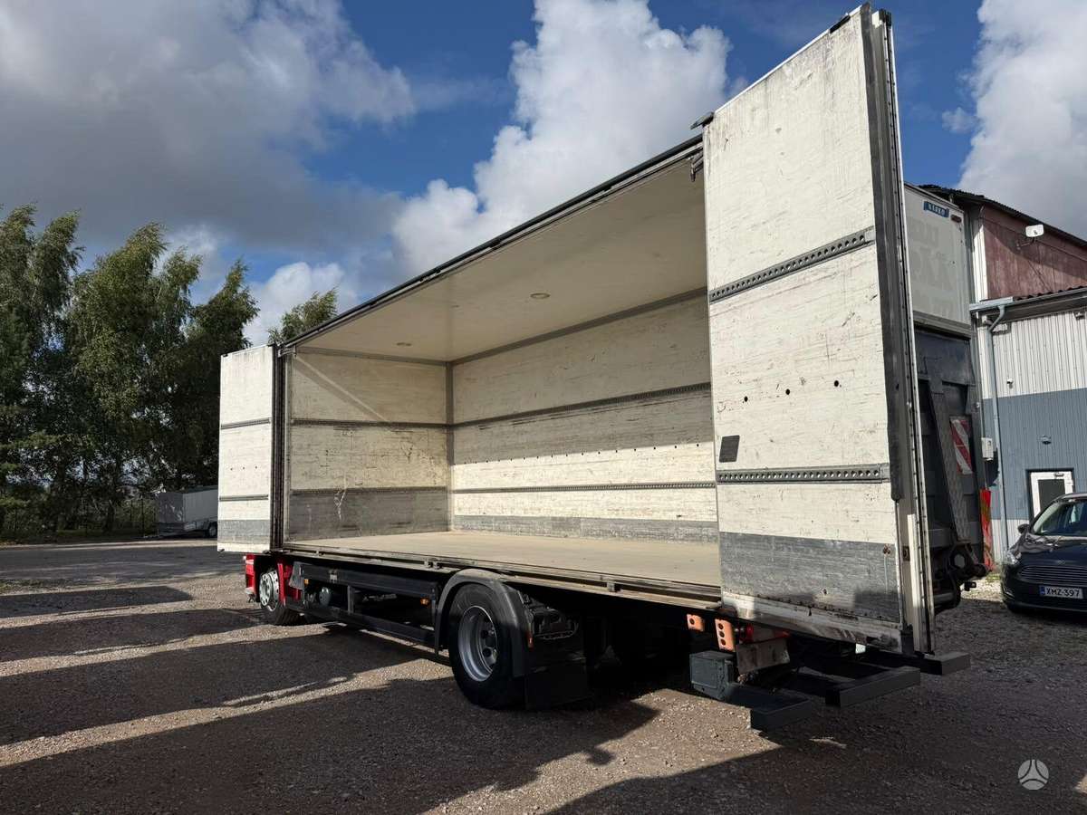 Scania P270, isothermal trucks