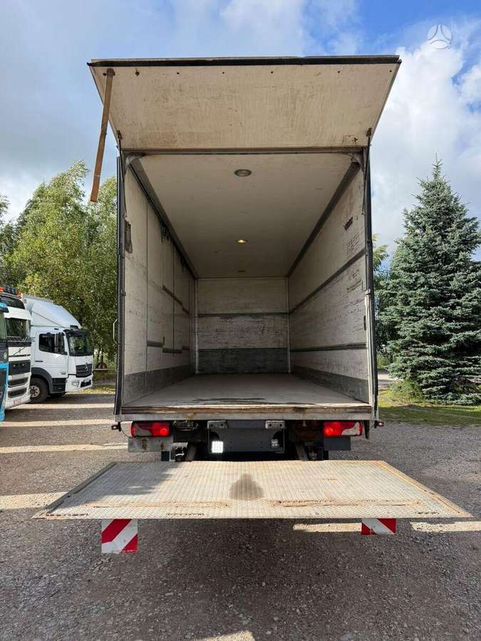 Scania P270, isothermal trucks