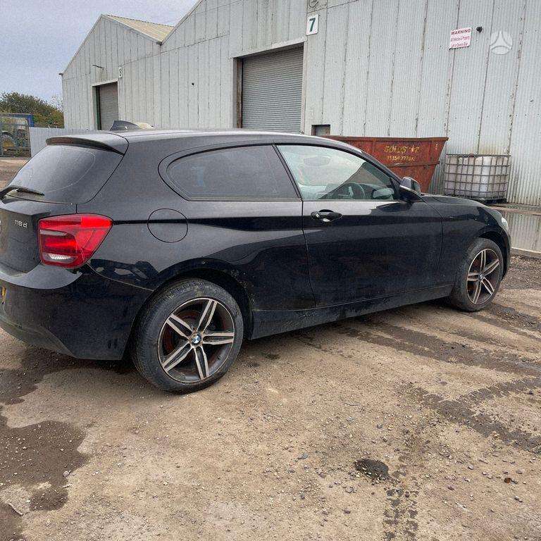 BMW 1 serija
