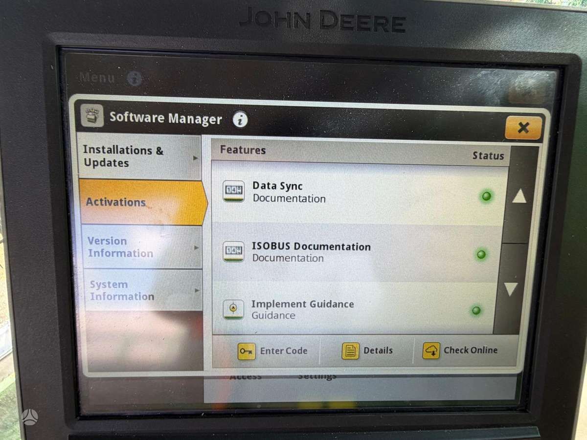 John Deere X9 1100, combine harvesters
