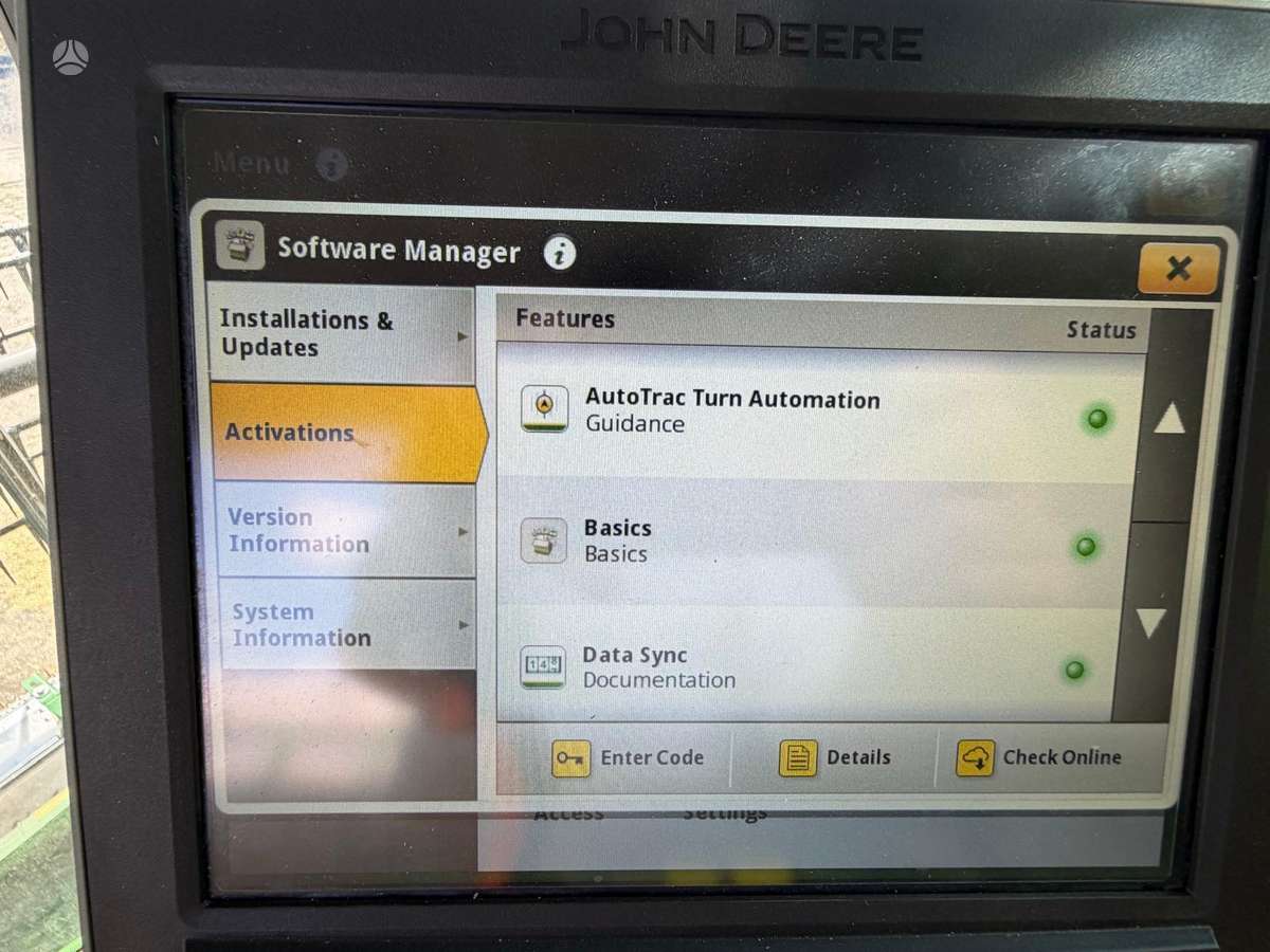 John Deere X9 1100, combine harvesters