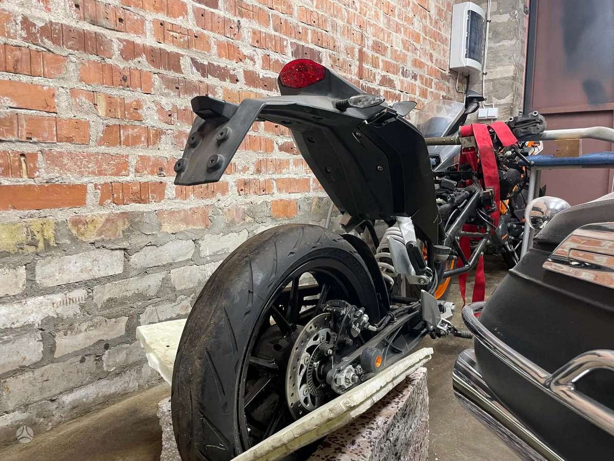 KTM Duke, street / classic
