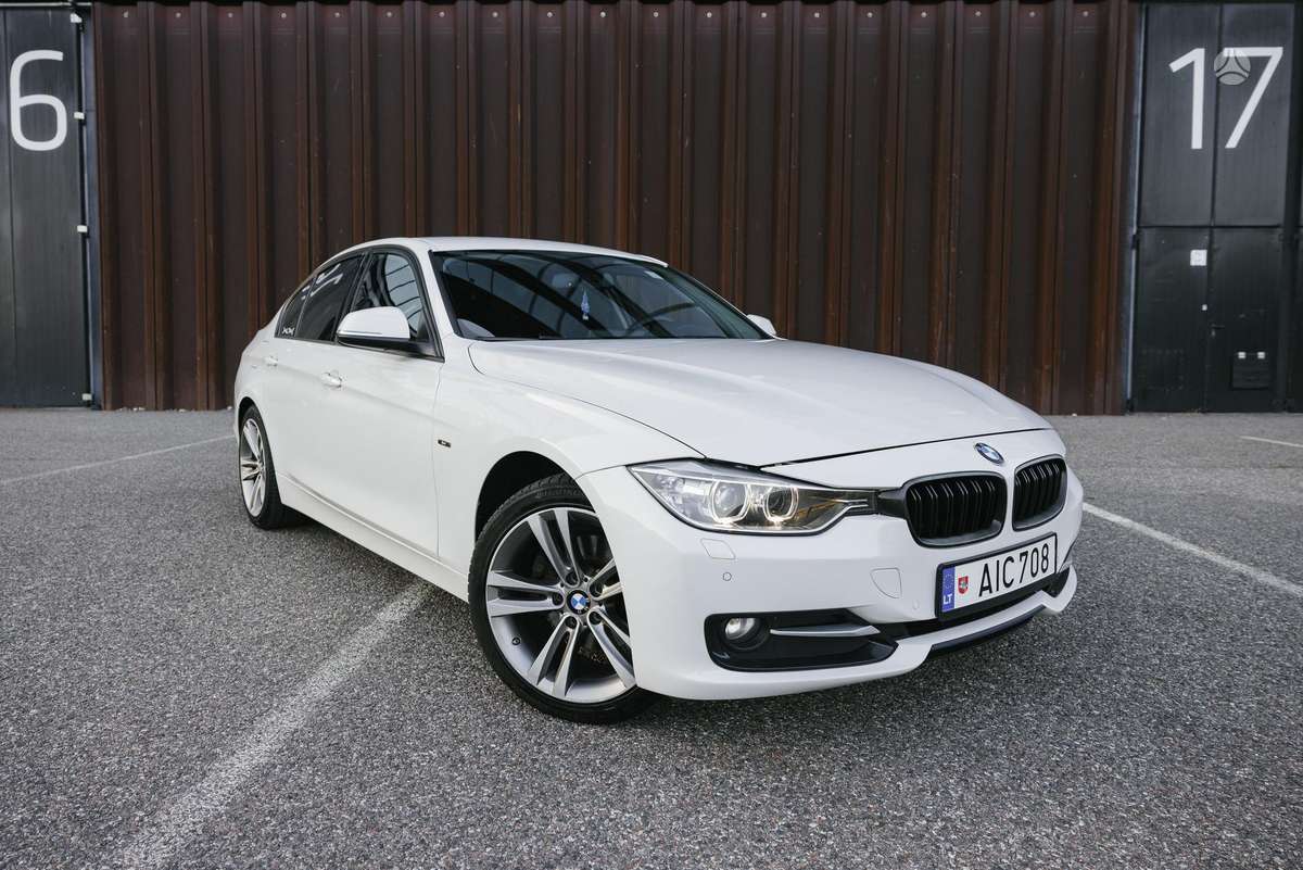 BMW 320, 2.0 l., Седан