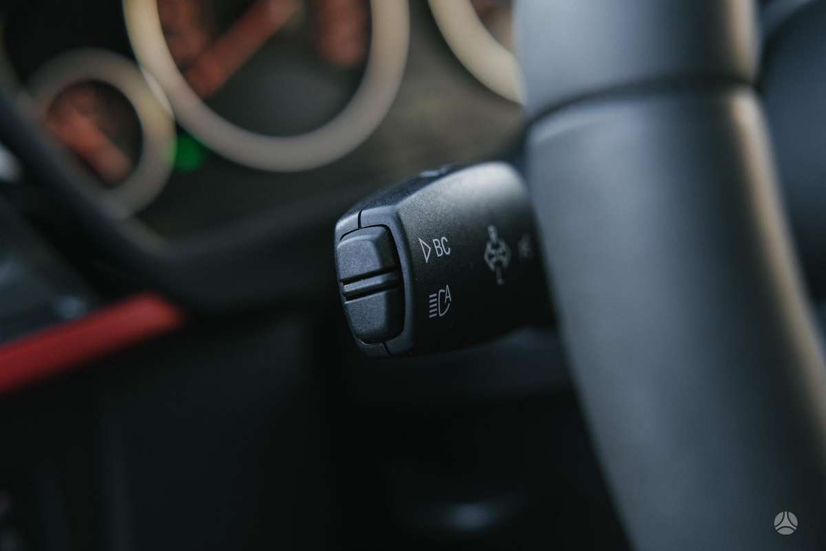 BMW 320, 2.0 l., Седан