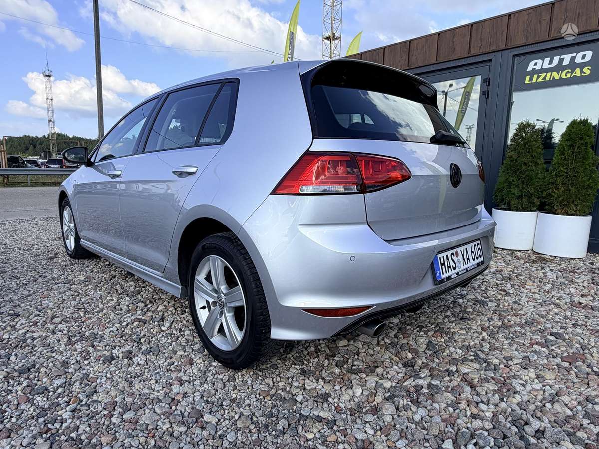 Volkswagen Golf - 3
