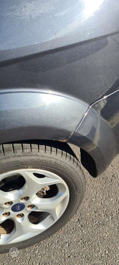 Ford Focus, 1.6 l., hatchback
