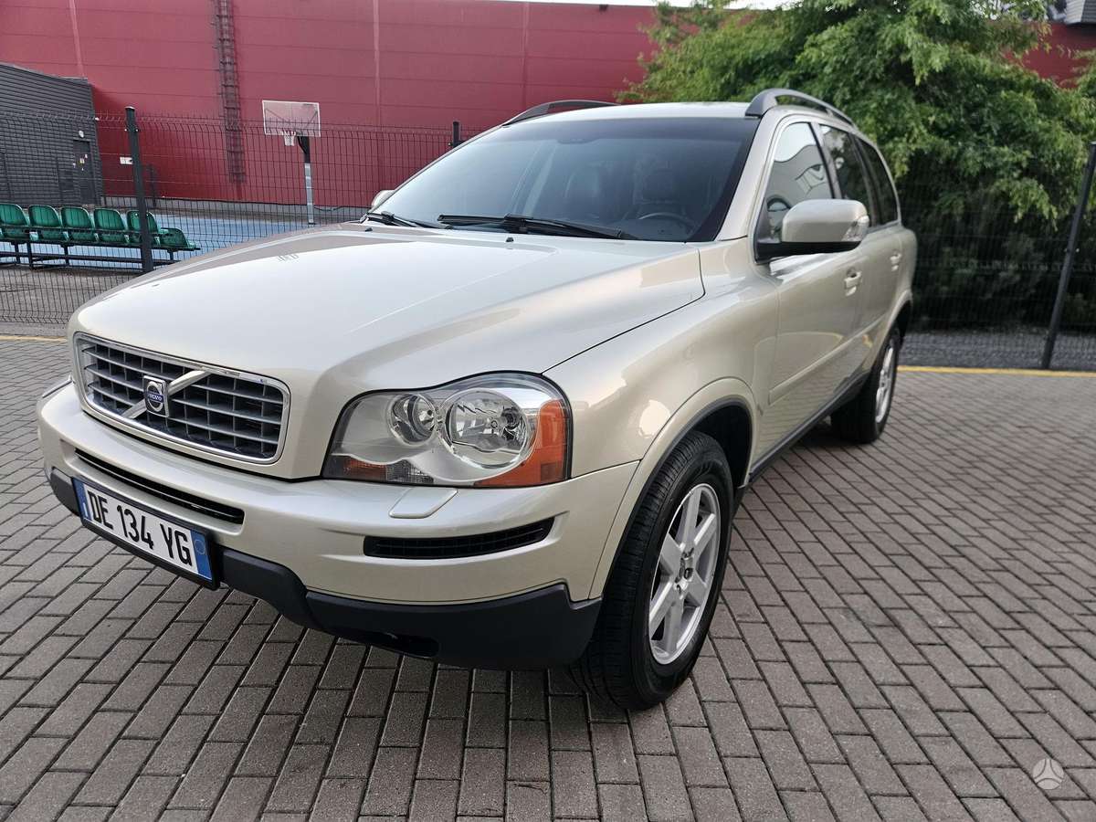 Volvo XC90 - 4
