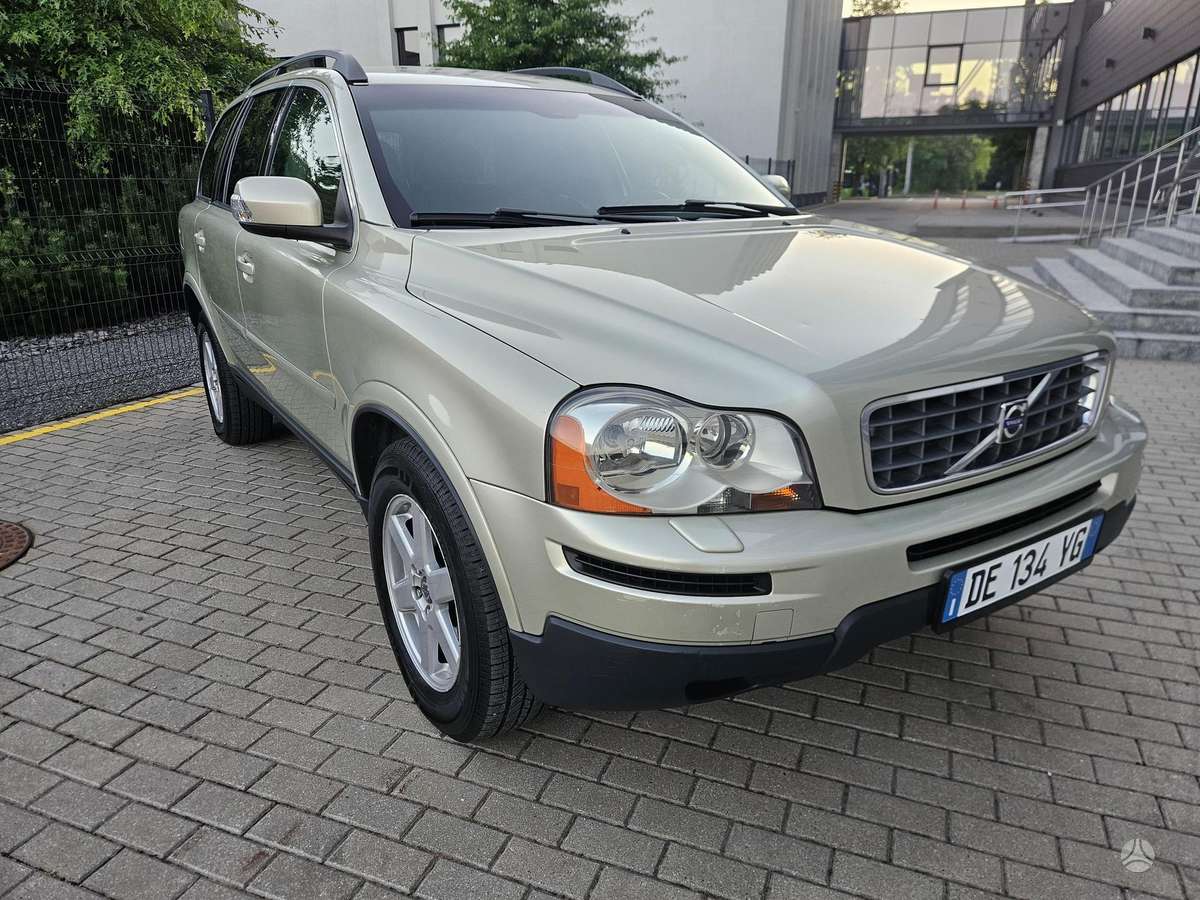 Volvo XC90 - 5