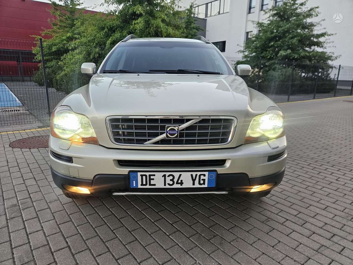 Volvo XC90 - 3