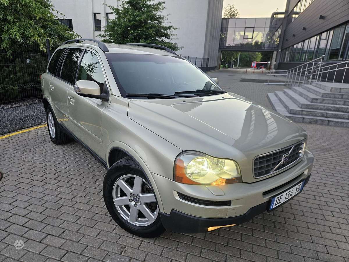 Volvo XC90 - 2