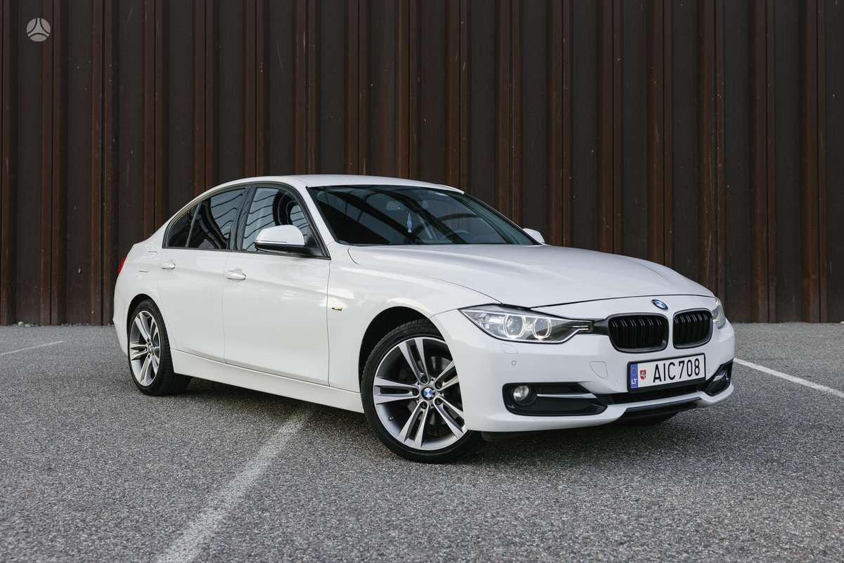 BMW 320, 2.0 l., Седан