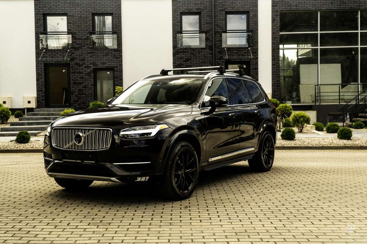 Volvo XC90 - 3