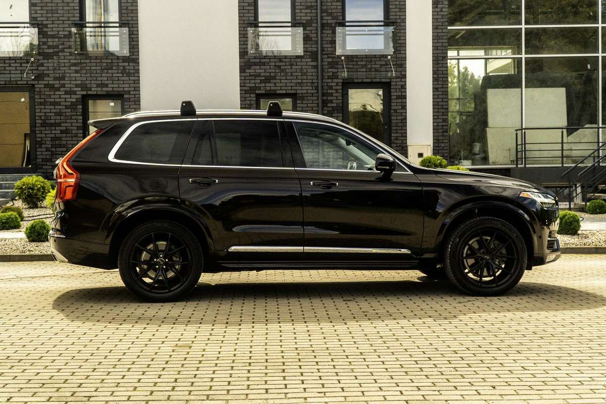 Volvo XC90 - 8