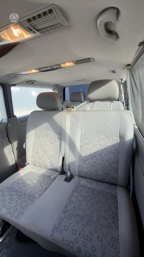 Volkswagen Transporter - 5