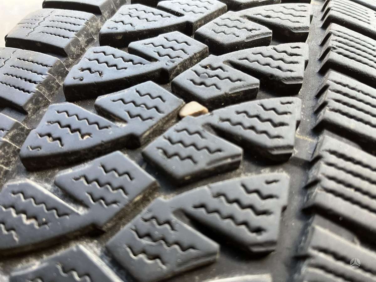 Bridgestone Blizzak W810, winter 225/75 R16