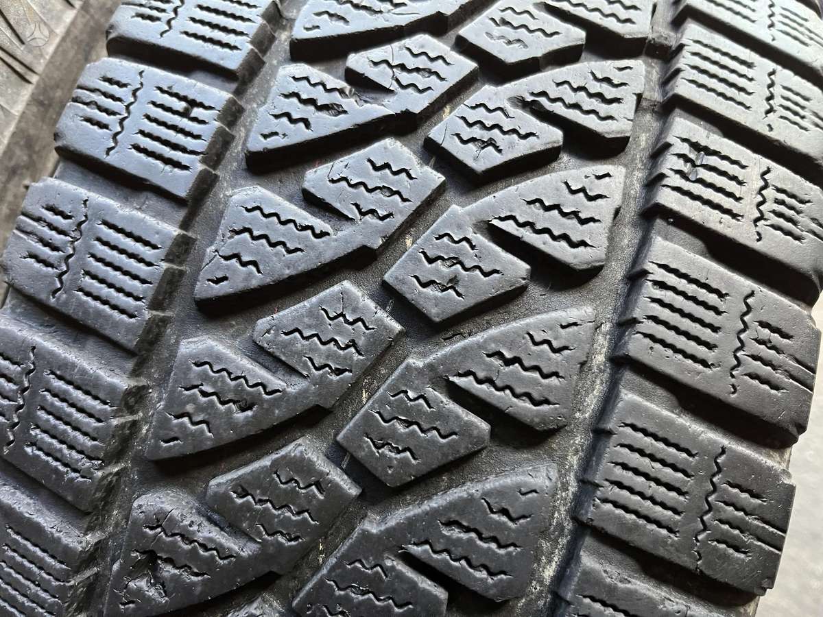 Bridgestone Blizzak W810, winter 225/75 R16