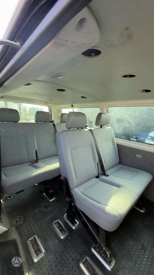 Volkswagen Transporter - 7