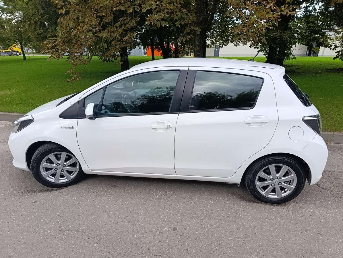 Toyota Yaris - 2