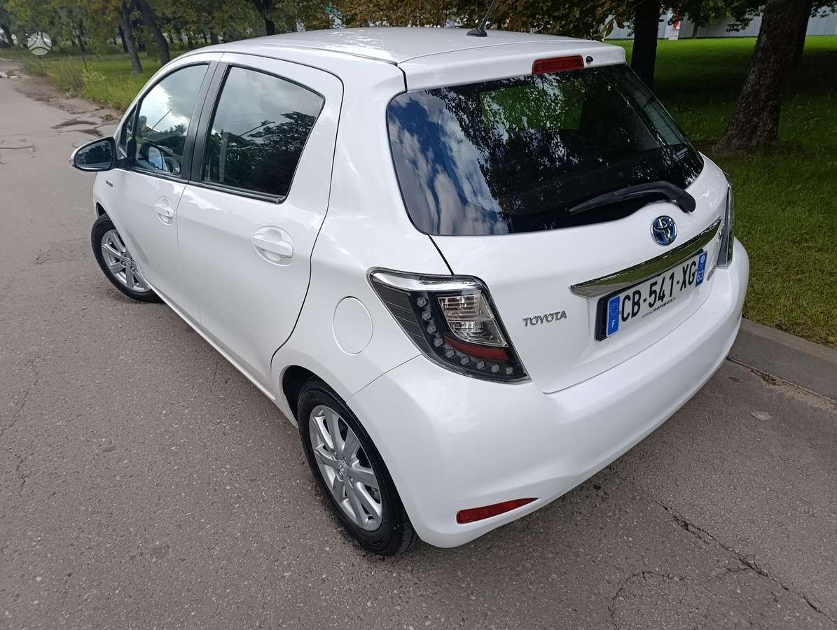 Toyota Yaris - 3