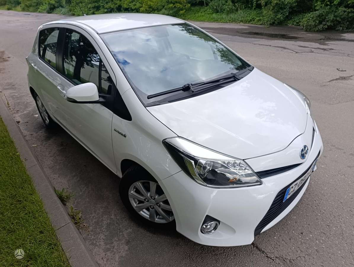 Toyota Yaris - 6