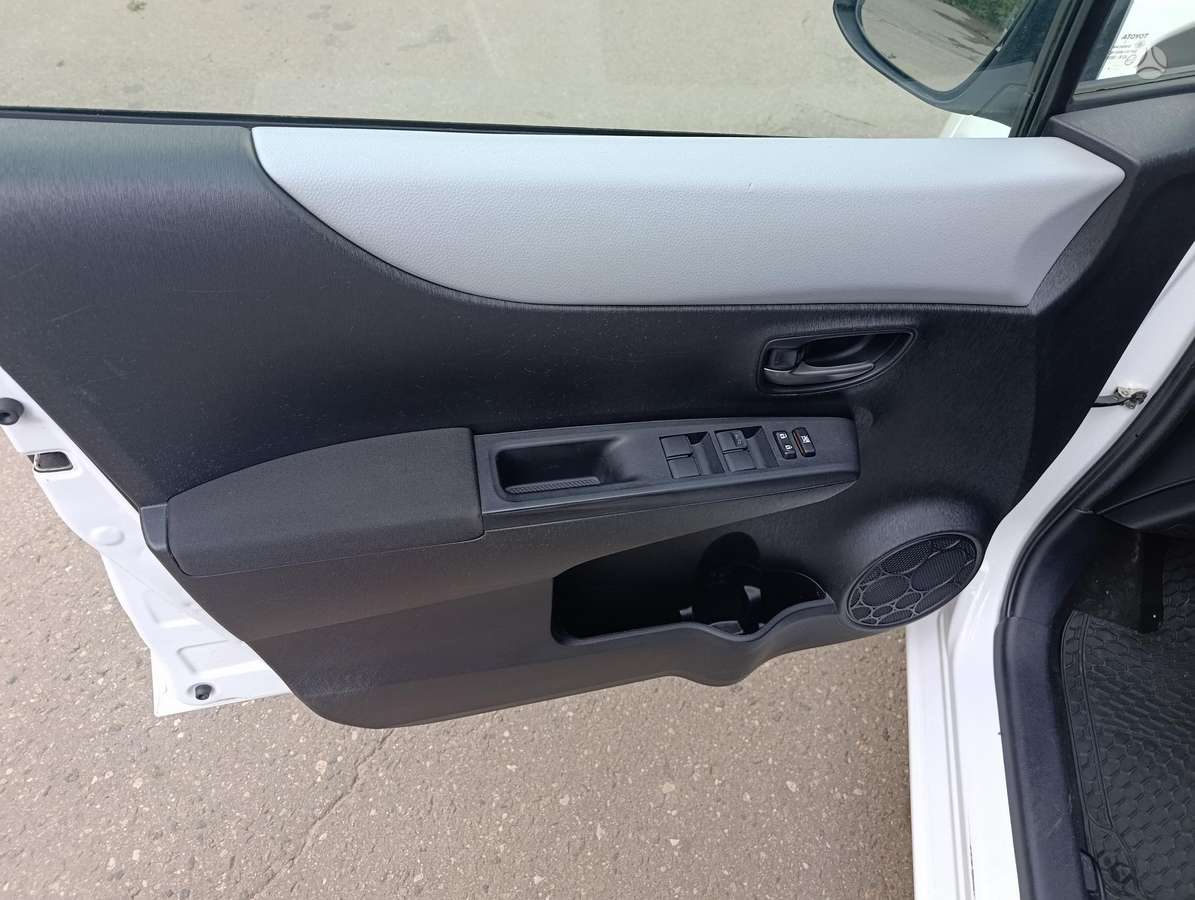 Toyota Yaris - 9