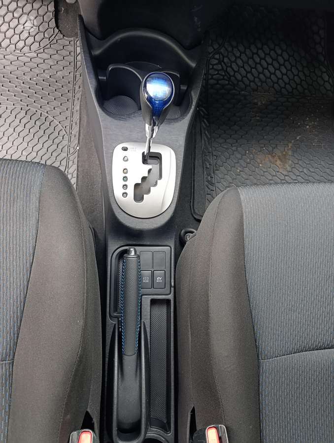 Toyota Yaris - 11