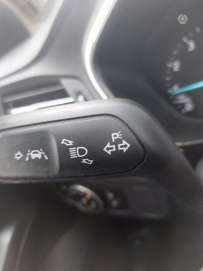 Ford Focus, 1.0 l., Хэтчбек