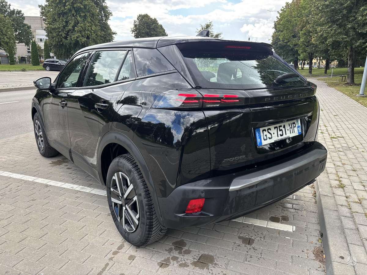 Peugeot 2008 - 4