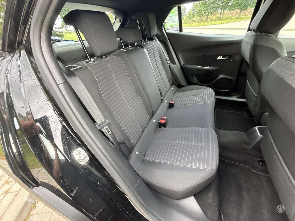 Peugeot 2008 - 12