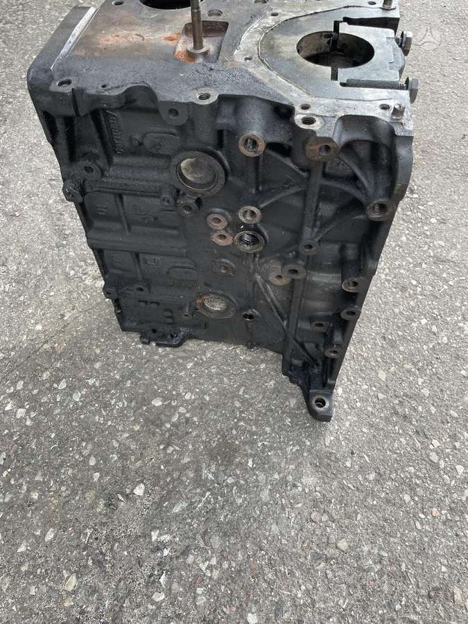 Volkswagen Crafter engine block