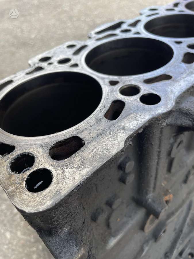 Volkswagen Crafter engine block