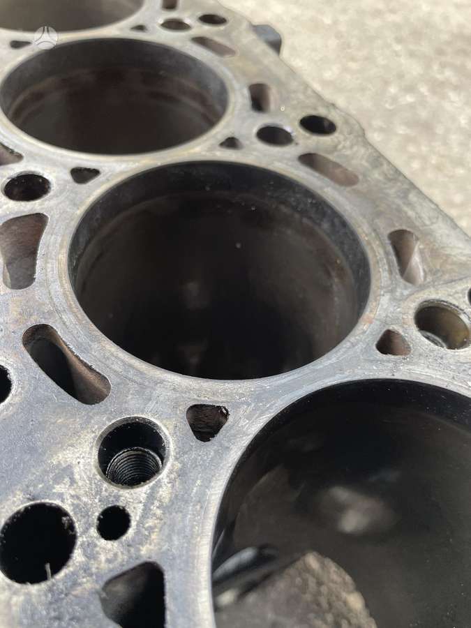 Volkswagen Crafter engine block