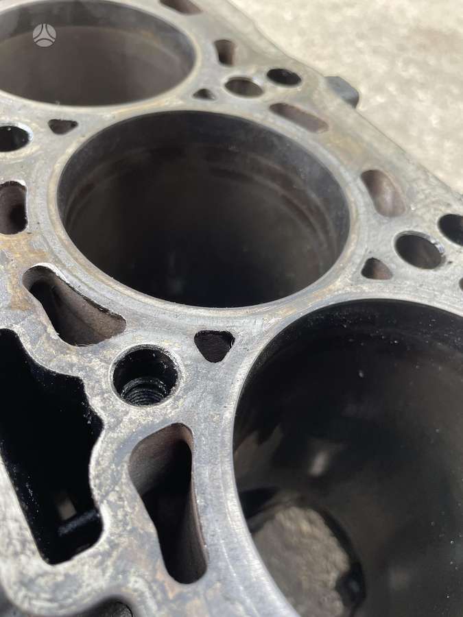 Volkswagen Crafter engine block