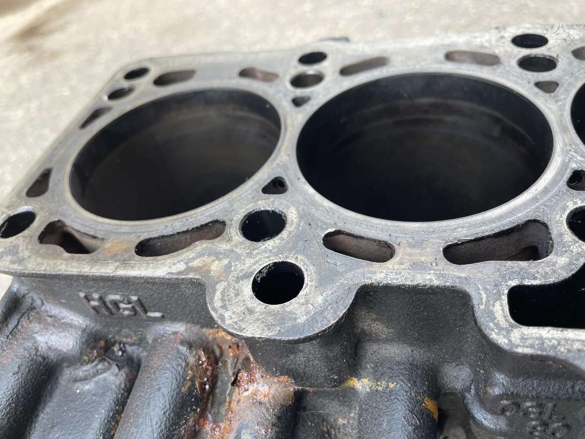 Volkswagen Crafter engine block