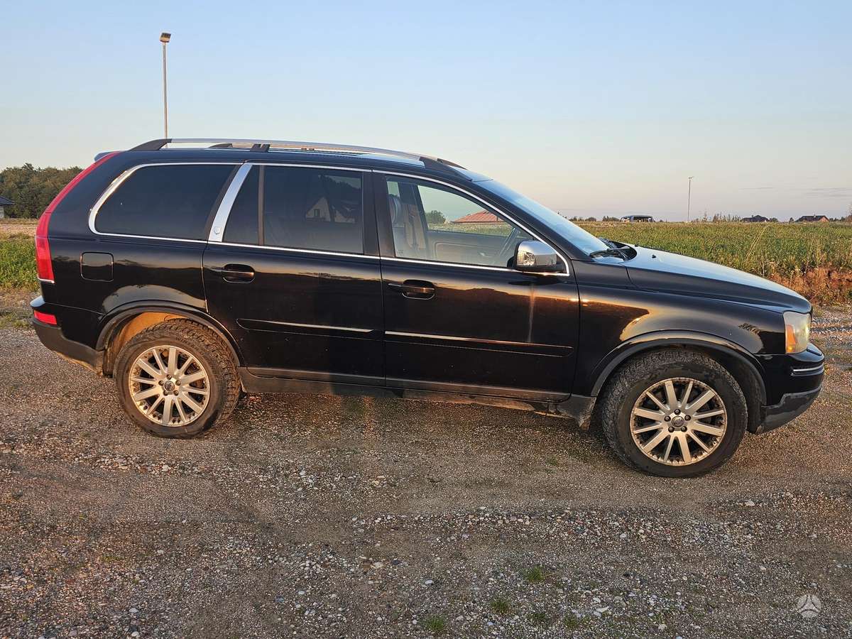 Volvo XC90 - 2
