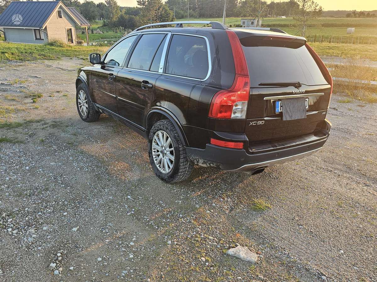 Volvo XC90 - 6