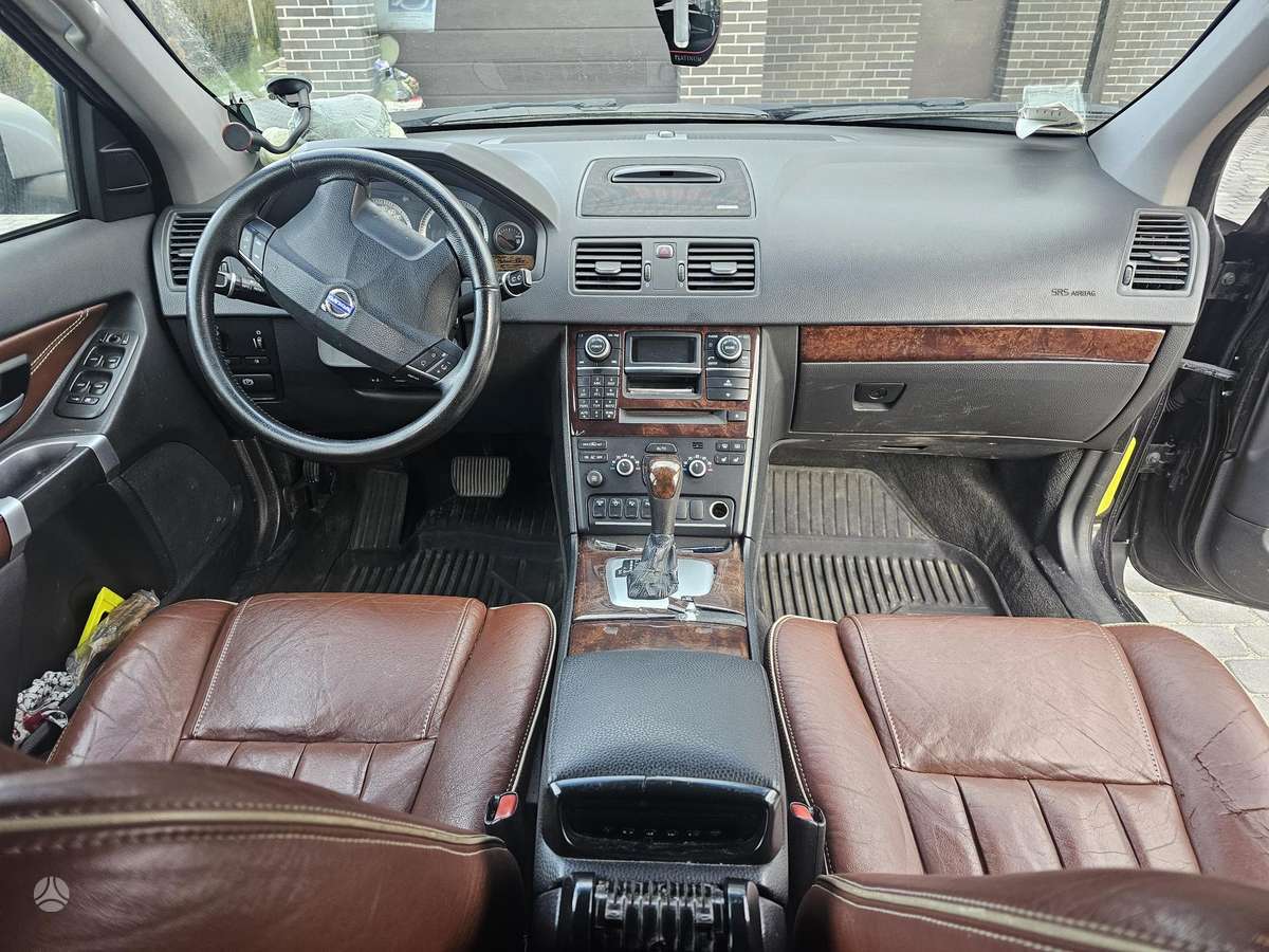 Volvo XC90 - 7