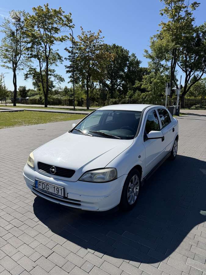 Opel Astra, 2.0 l., hatchback