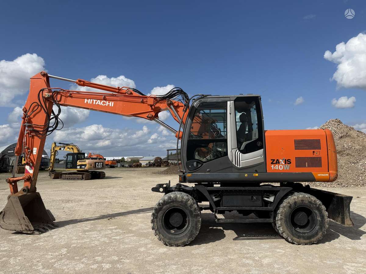 Hitachi ZX 140 W, ekskavatoriai