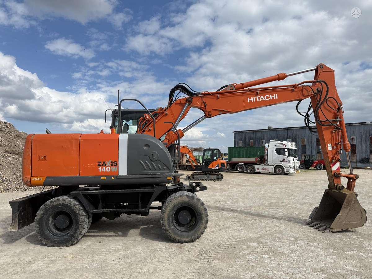Hitachi ZX 140 W, excavator
